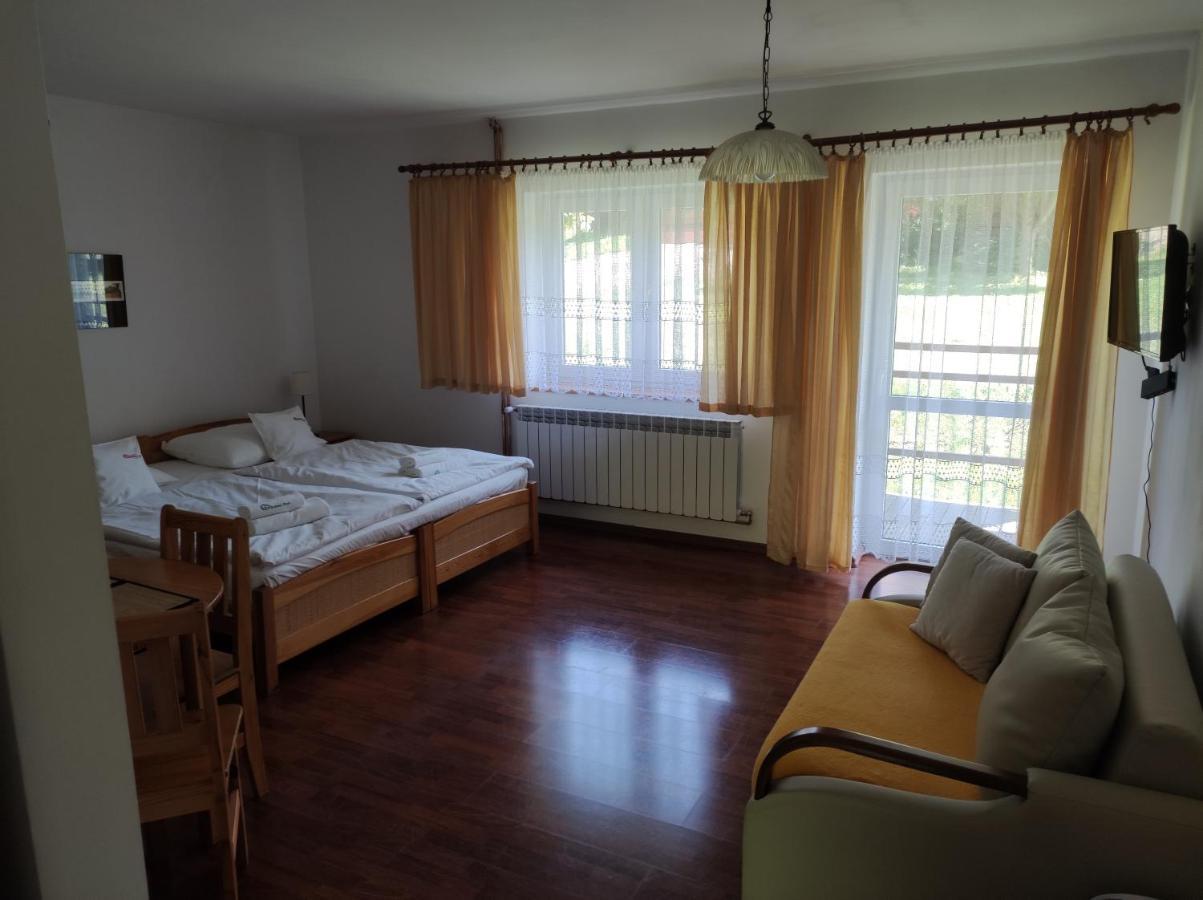 Rezydencja Bukowy Dwor Czarna  Luaran gambar